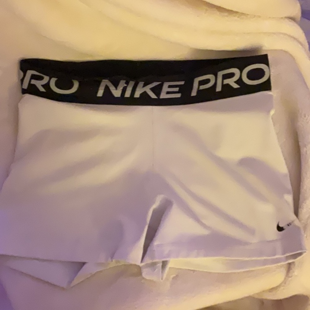 Nike Athletic Shorts White Black Performance